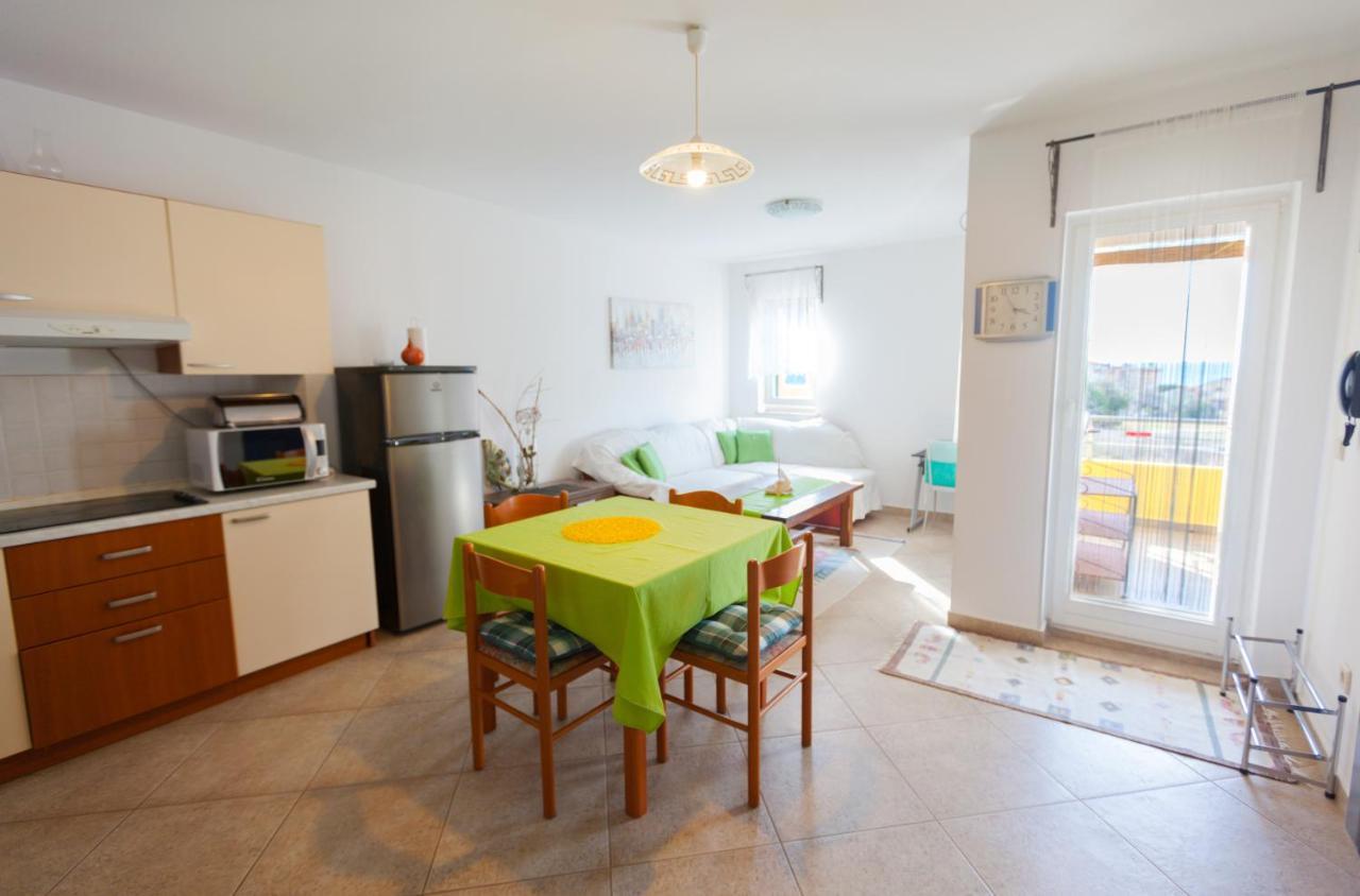 Apartman Mare Lovrečica Dış mekan fotoğraf