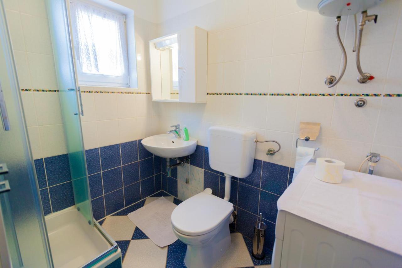 Apartman Mare Lovrečica Dış mekan fotoğraf